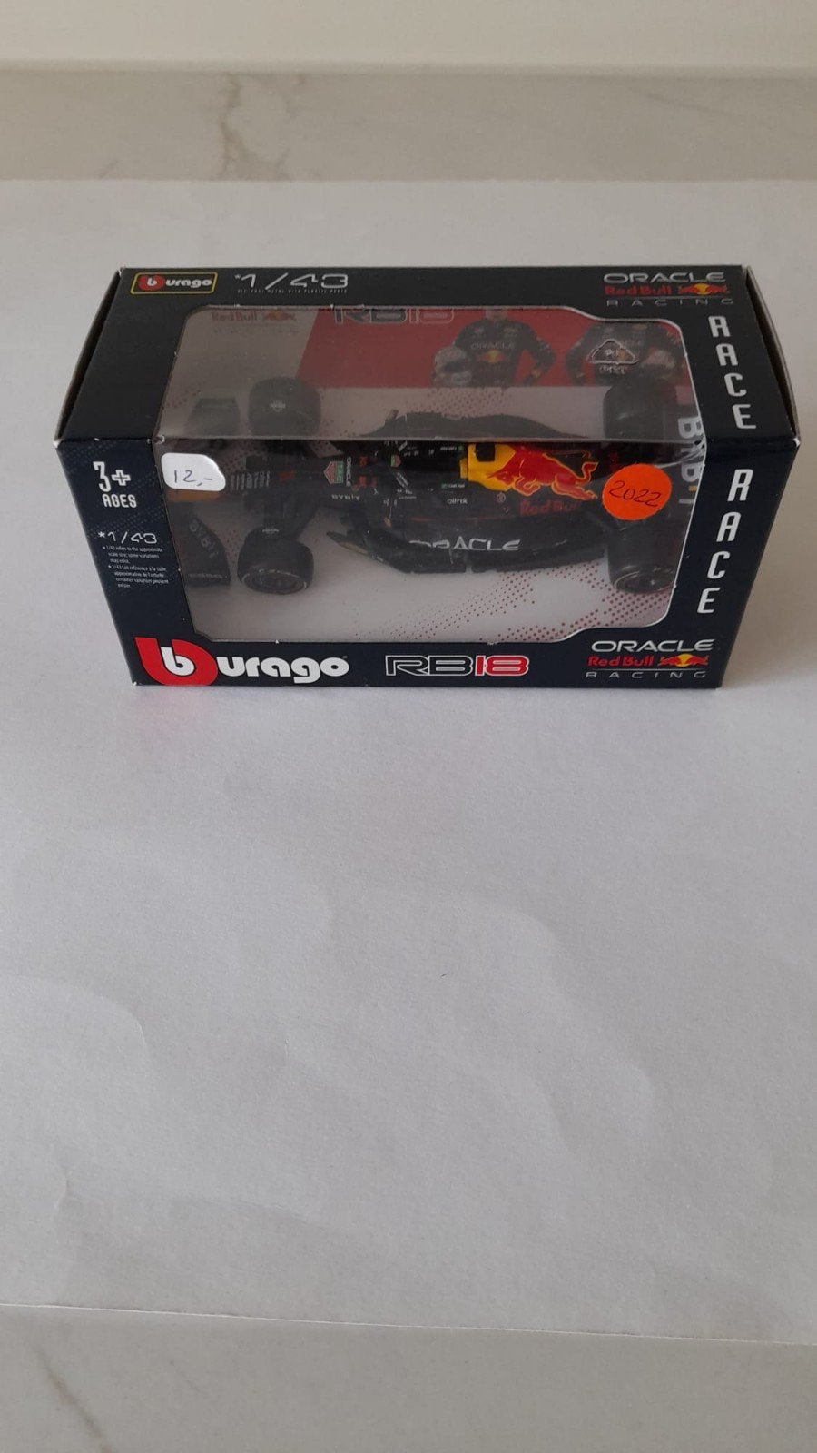 Bburago Red Bull F1 RB18 Max Verstappen 2022, Hobby en Vrije tijd, Modelauto's | 1:43, Ophalen of Verzenden, Nieuw, Auto, Overige merken