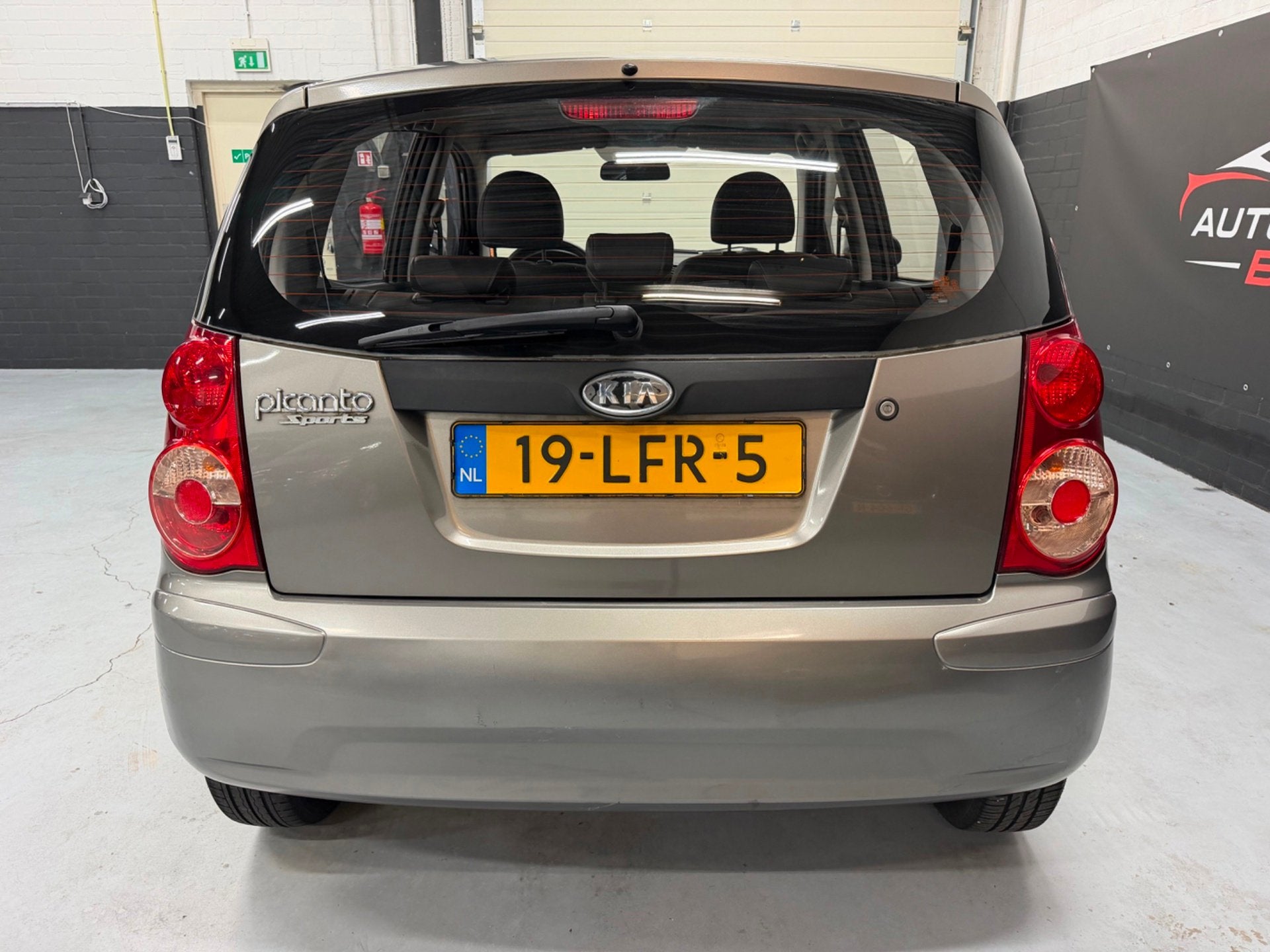 Foto 6 van Kia Picanto 1.0 X-pect Nap/5Drs/APK 22-09-2027!