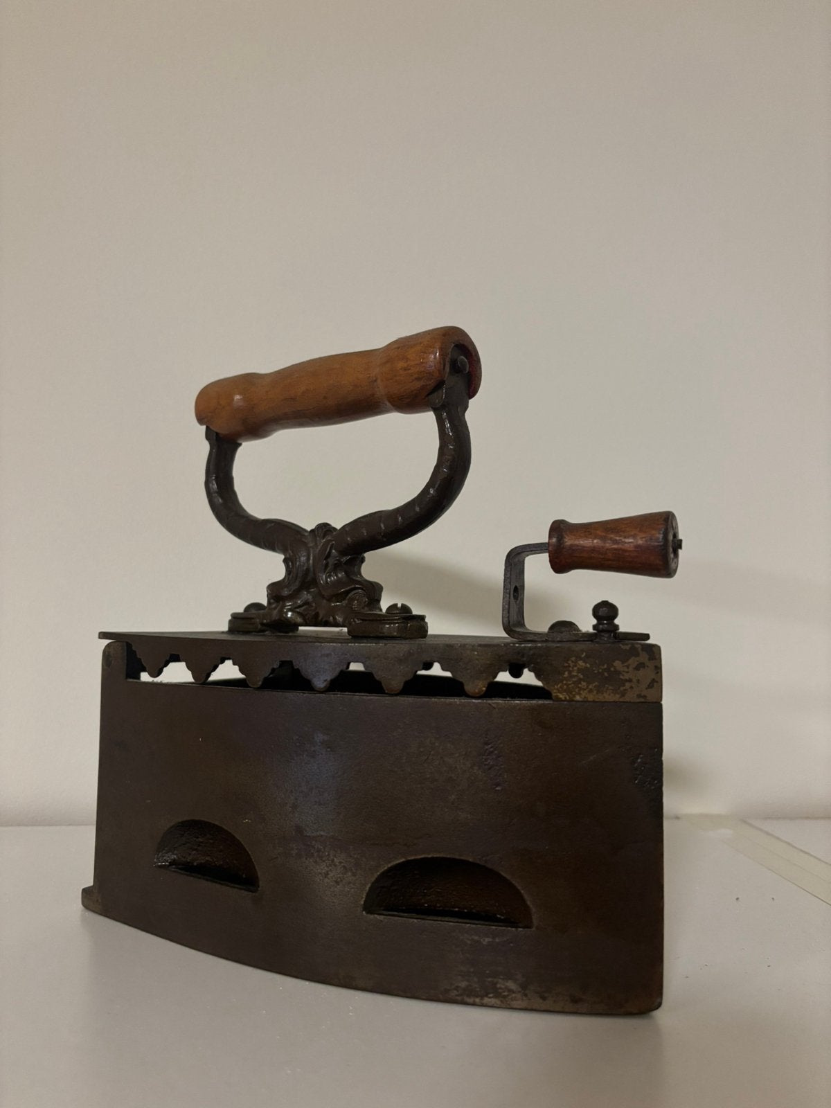 Antieke strijkbout, Antiek en Kunst, Antiek | Gereedschap en Instrumenten, Ophalen of Verzenden