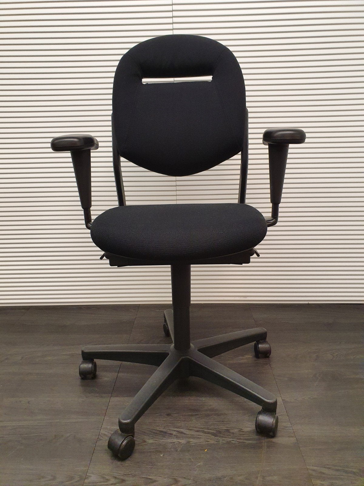 Ahrend 220 bureaustoel 8x, Huis en Inrichting, Bureaustoelen, Ophalen, Gebruikt, Zwart, Bureaustoel