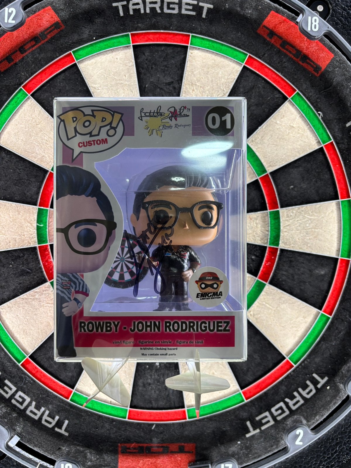 Gesigneerde Custom Funko Pop! Rowby John Rodriguez, Verzamelen, Poppetjes en Figuurtjes, Zo goed als nieuw, Ophalen of Verzenden