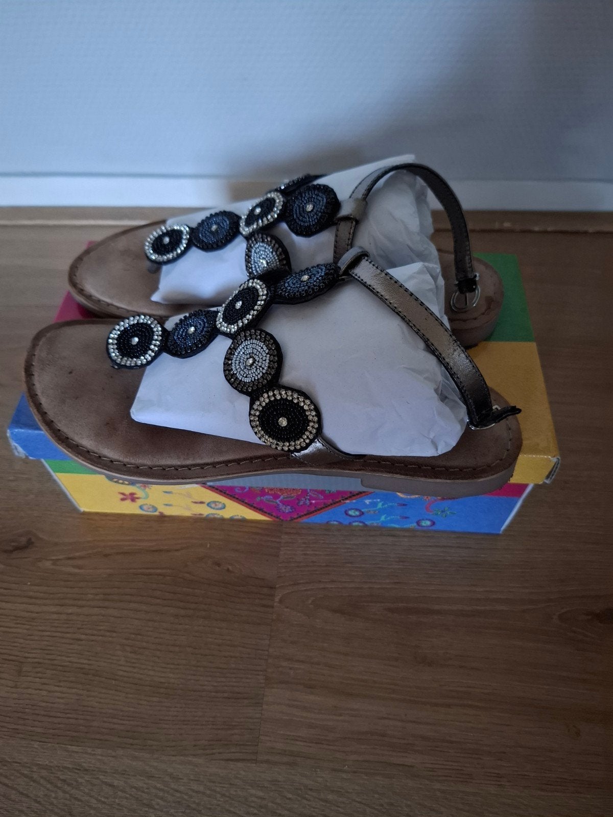 Lazamani sandalen met bandje en kraaltjes zwart zilver beige, Kleding | Dames, Schoenen, Zwart, Lazamani, Zo goed als nieuw, Sandalen of Muiltjes