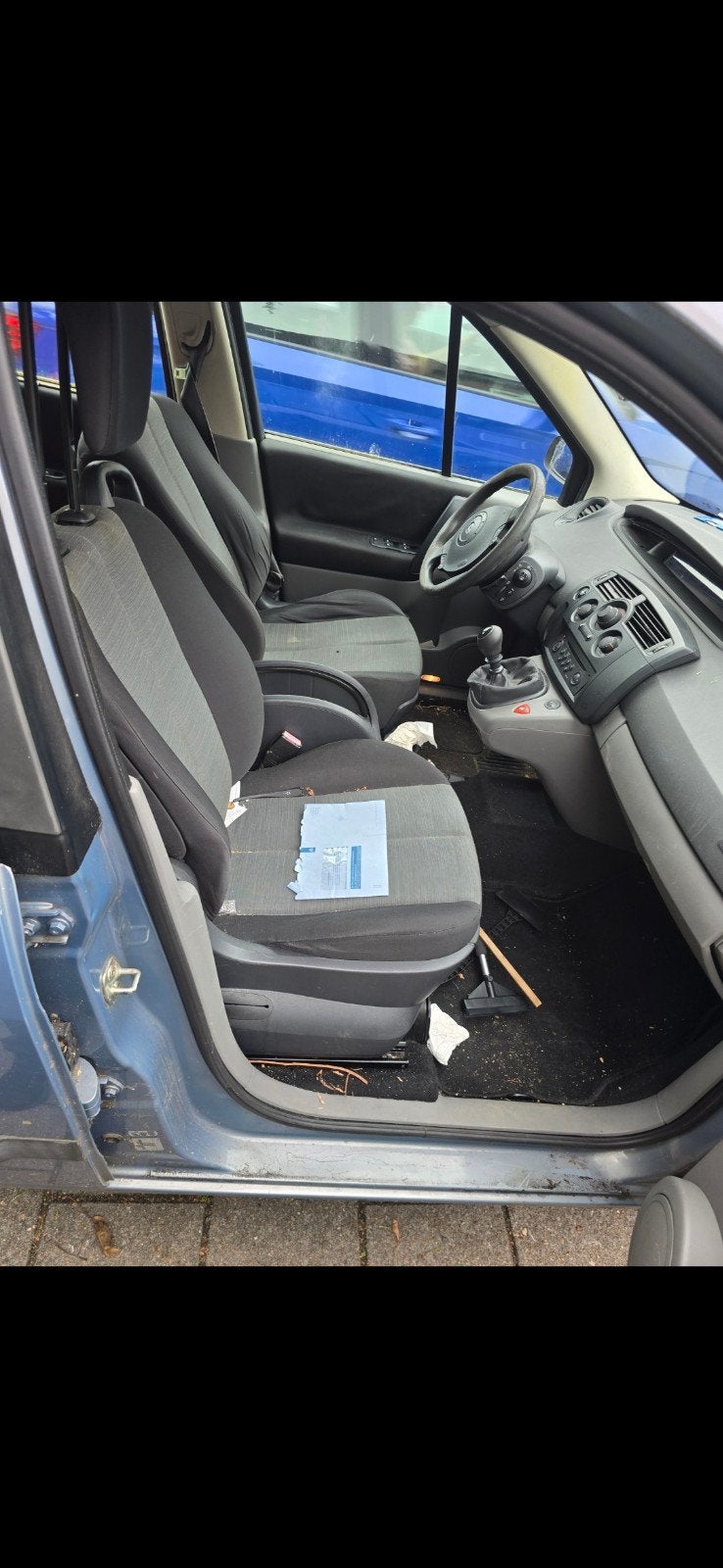 Foto 6 van Renault Scénic 2.0 16V 99KW Autcom AUT Euro3 2005