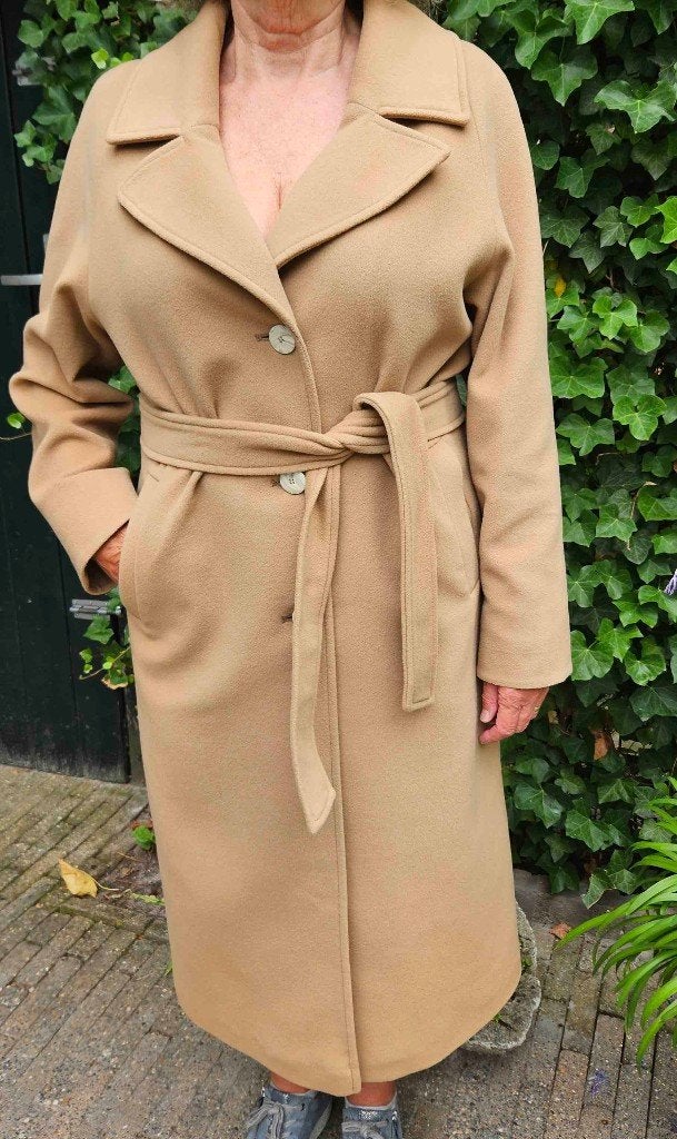 Winterjas dames Fuchs Schmitt, Kleding | Dames, Jassen | Winter, Ophalen of Verzenden, Zo goed als nieuw, Maat 42/44 (L), Beige