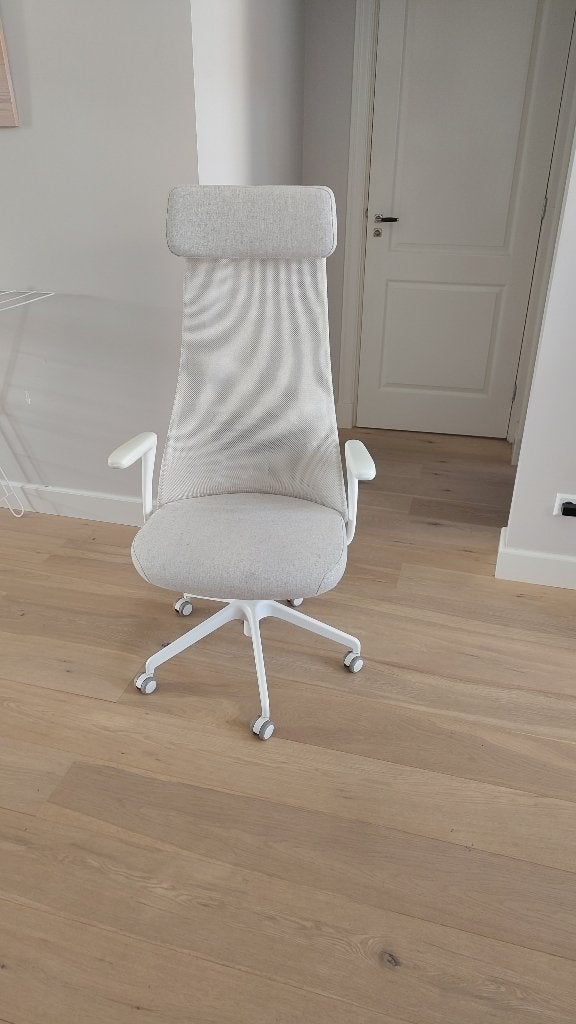 Office chair, Huis en Inrichting, Bureaustoelen, Ophalen, Gebruikt, Wit, Bureaufiets