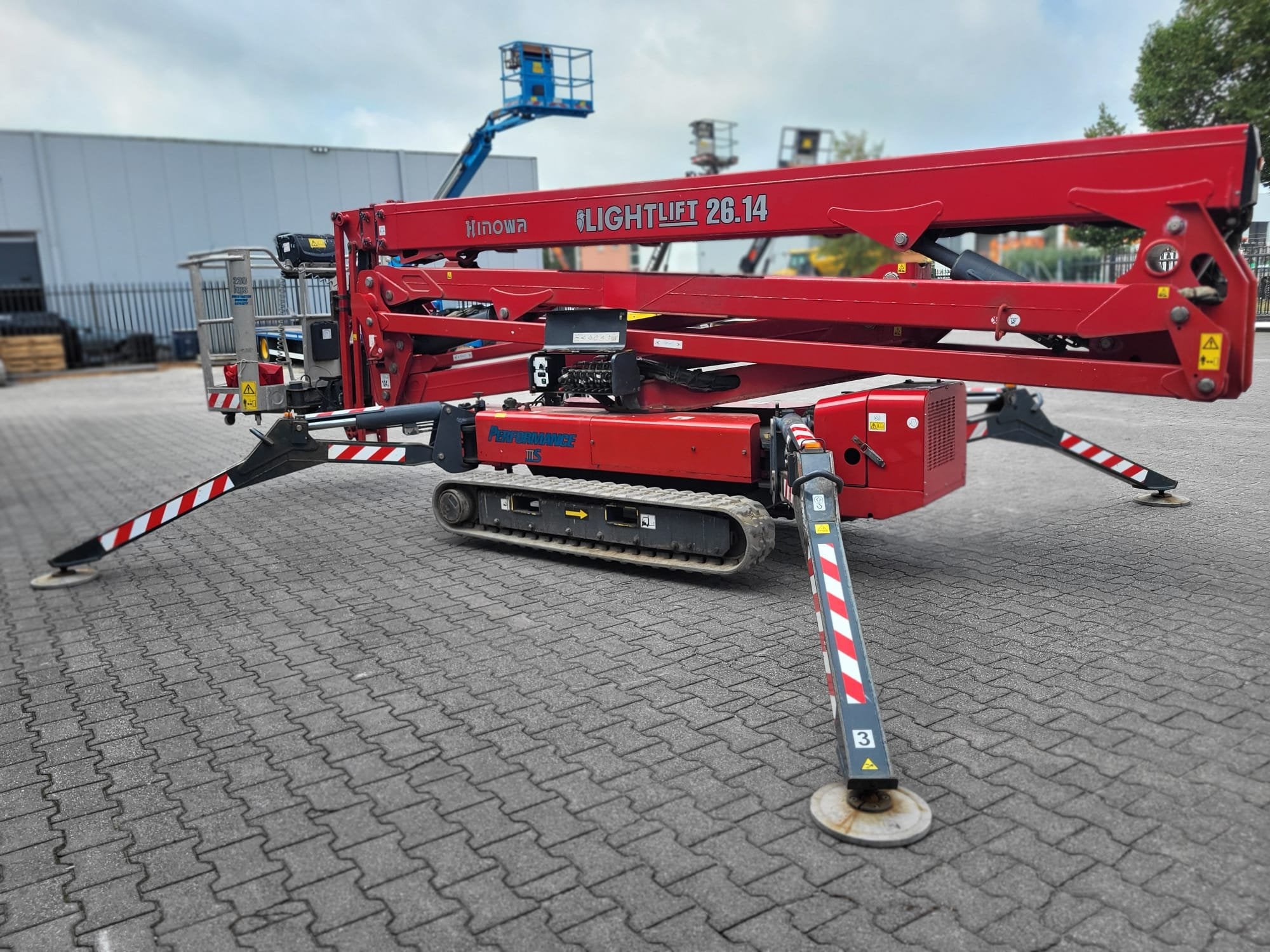 Hinowa Lightlift 26.14 (bj 2018), Zakelijke goederen