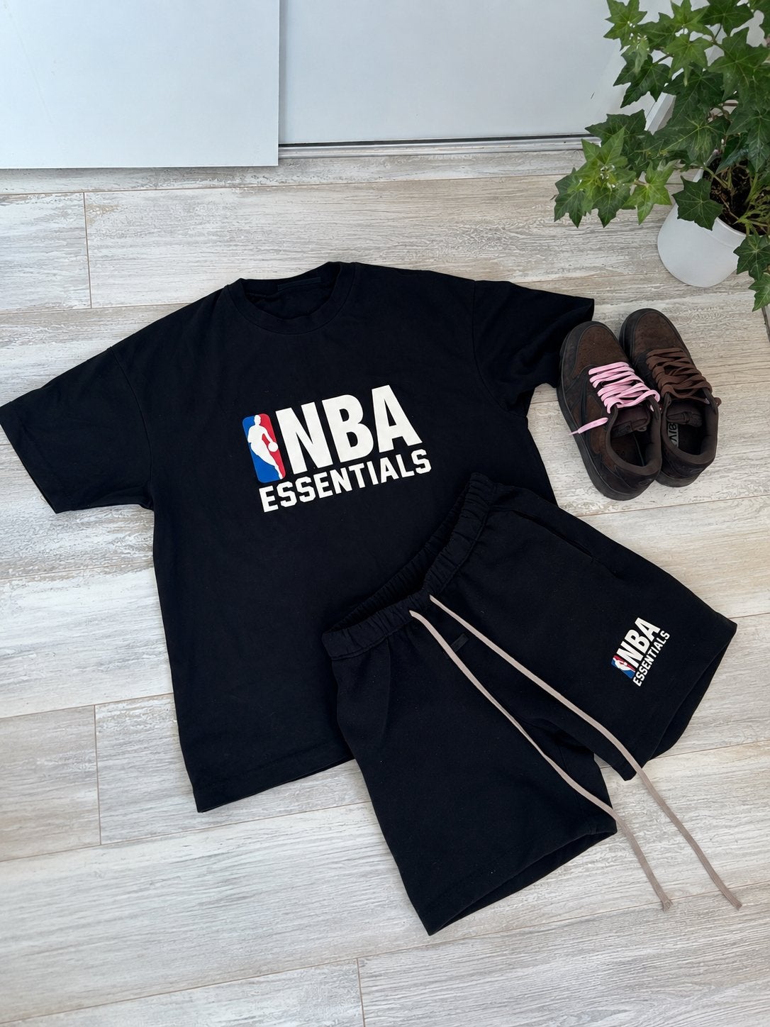 NBA Essentials T-shirt en korte broek set, Kleding | Heren, Ophalen of Verzenden, Nieuw, Maat 48/50 (M), Zwart