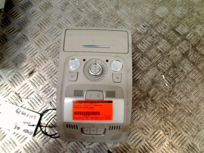 Binnenverlichting Audi Q5 (8RB) (2008-11/2012-12) 8T0947135H, Gebruikt, Auto-Union-Straße  1, Ingolstadt 85057, , Duitsland, Info@audi.de