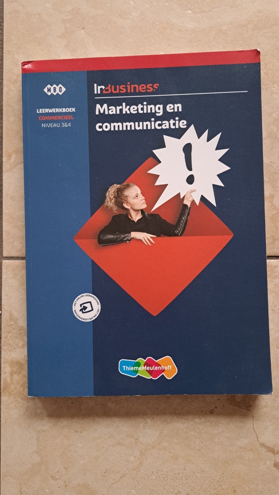 Marketing en communicatie, Ophalen of Verzenden, Zo goed als nieuw, Overige niveaus, Bedrijfseconomie of M&O