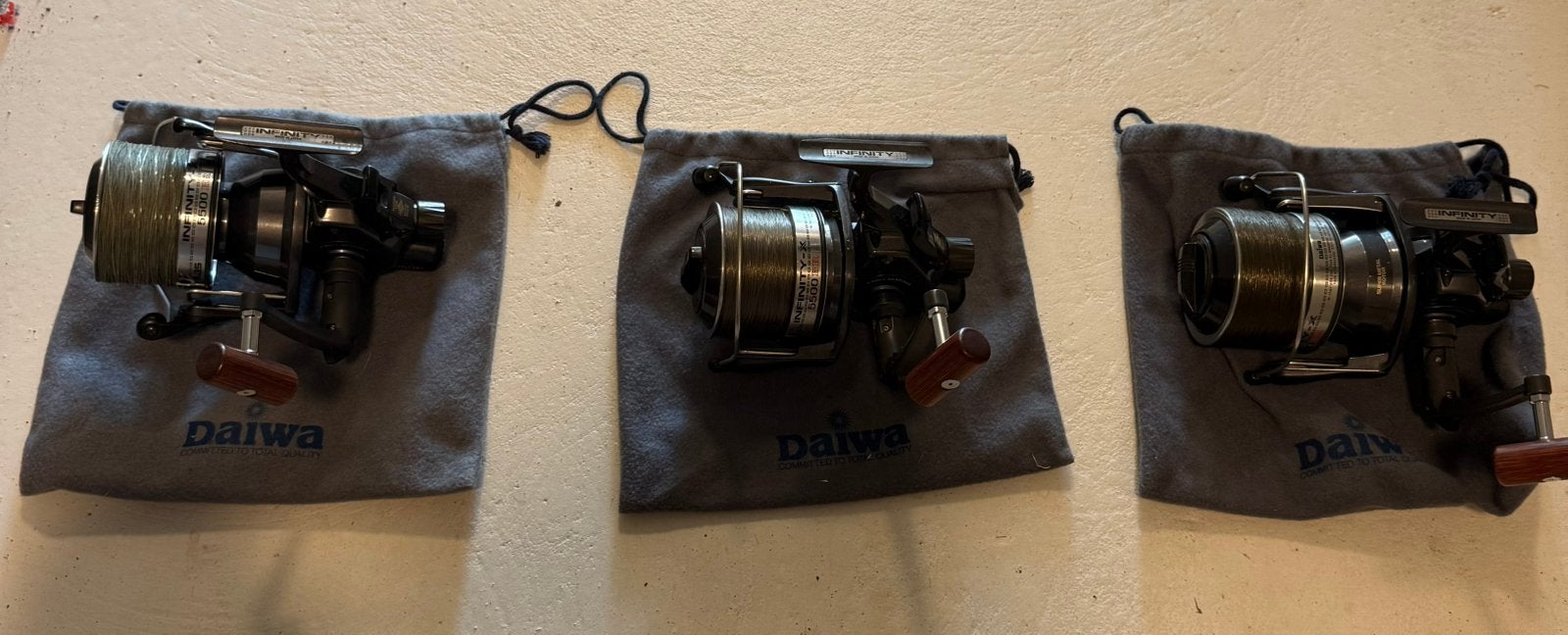 3x Daiwa infinity X 5500 BR molens, Ophalen of Verzenden, Nieuw, Molen
