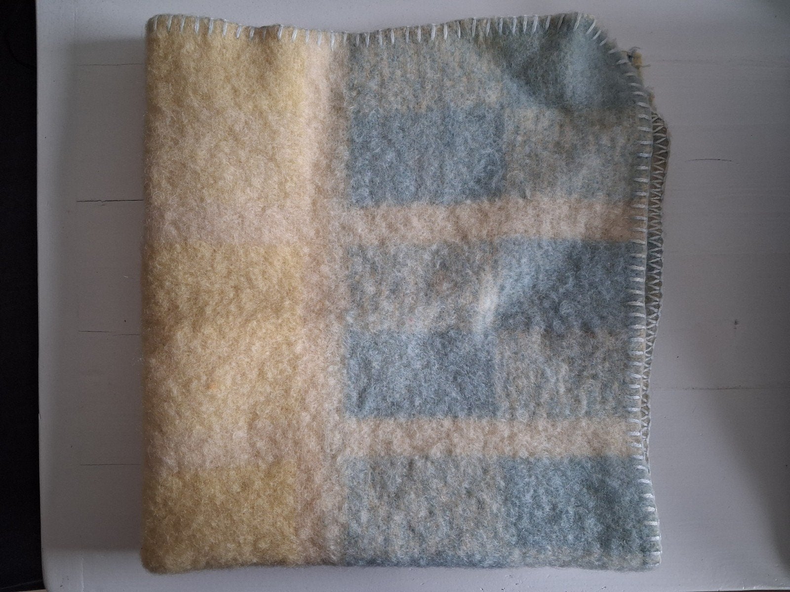 Vintage wollen deken  - baby dekentje, Ophalen of Verzenden, Gebruikt, Minder dan 70 cm, Deken