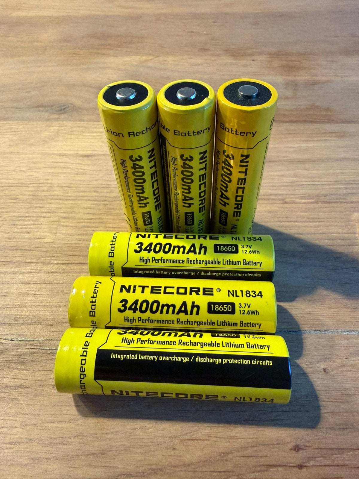 Nitecore NL1834 batterij 18650, Ophalen of Verzenden, Zo goed als nieuw, Oplaadbaar