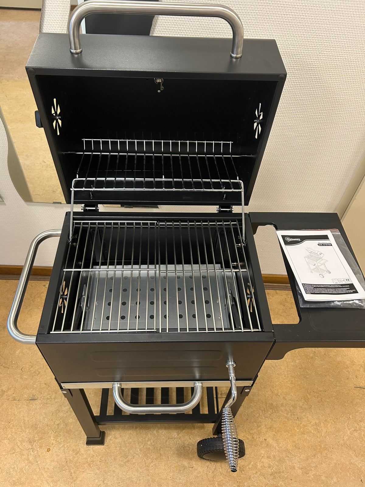 Nieuwe barbecue, niet gebruikt, Ophalen, Nieuw