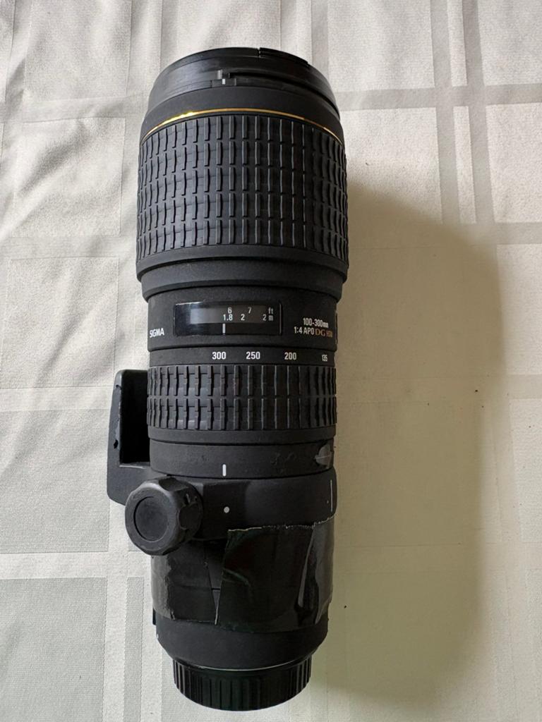 Telelens Sigma 100-300 mm, Audio, Tv en Foto, Fotografie | Lenzen en Objectieven, Ophalen of Verzenden, Telelens
