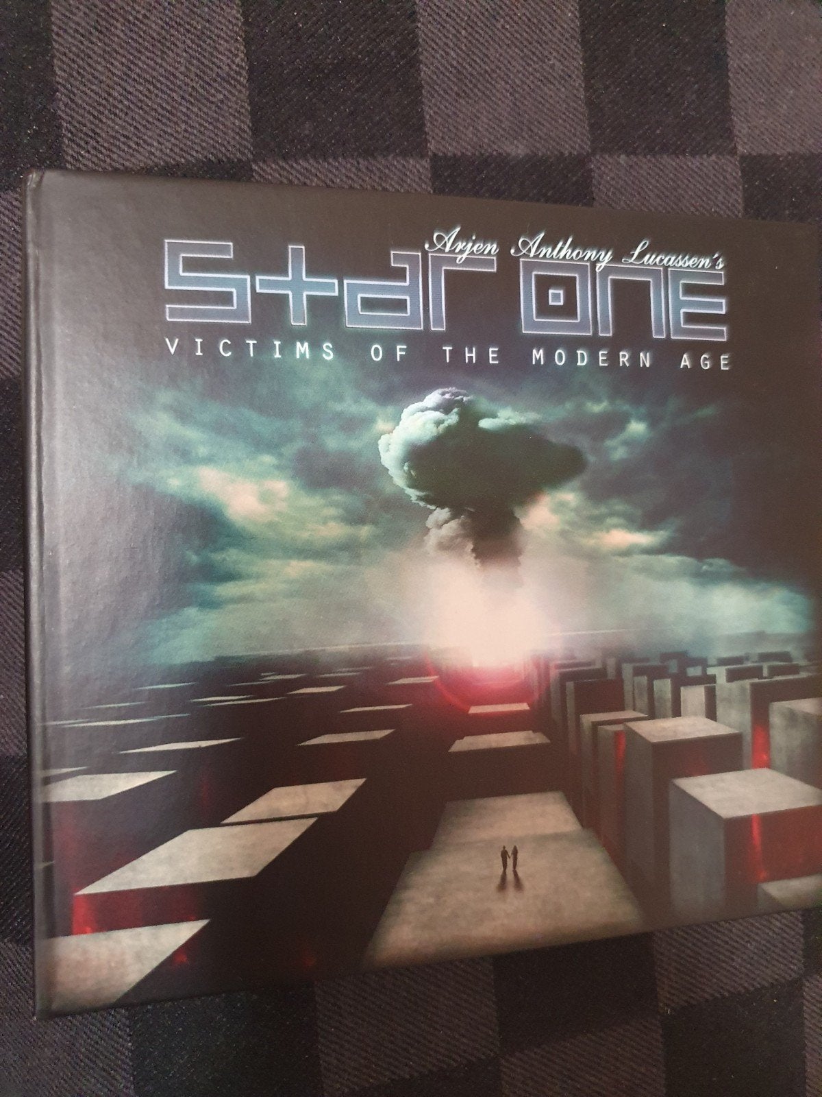 Arjen anthony lucassen's star one victims of the modern age, Verzenden, Zo goed als nieuw