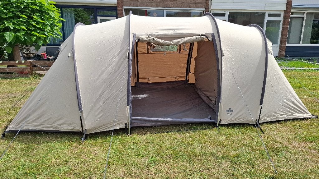 Tent, Caravans en Kamperen, Tenten, Ophalen, Zo goed als nieuw, Tot en met 5