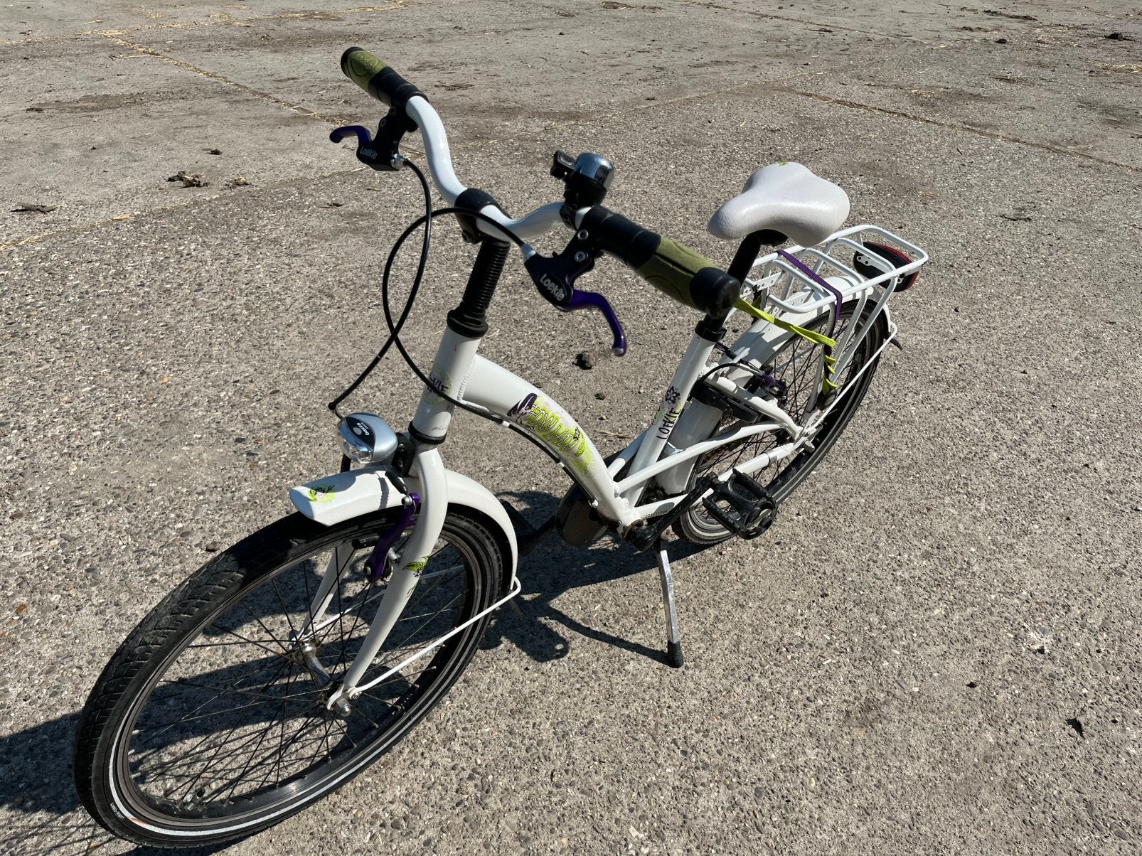 Kinderfiets 22 inch Loekie, Ophalen, 20 inch of meer, Loekie, Zo goed als nieuw
