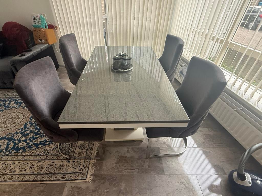Eettafel en salontafel met 4 stoelen, Ophalen, 100 tot 150 cm, 50 tot 100 cm, Zo goed als nieuw