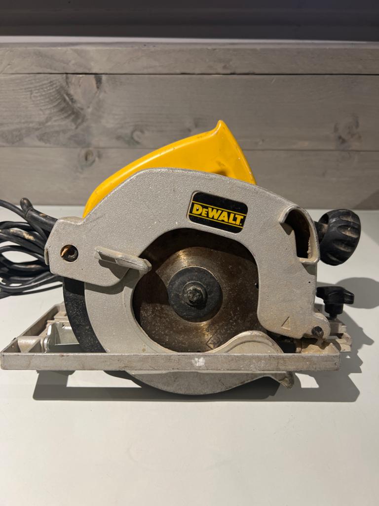 DeWalt Cirkelzaag - Krachtig en Betrouwbaar, Doe-het-zelf en Verbouw, Schaafmachines, N, Ophalen of Verzenden, N, N
