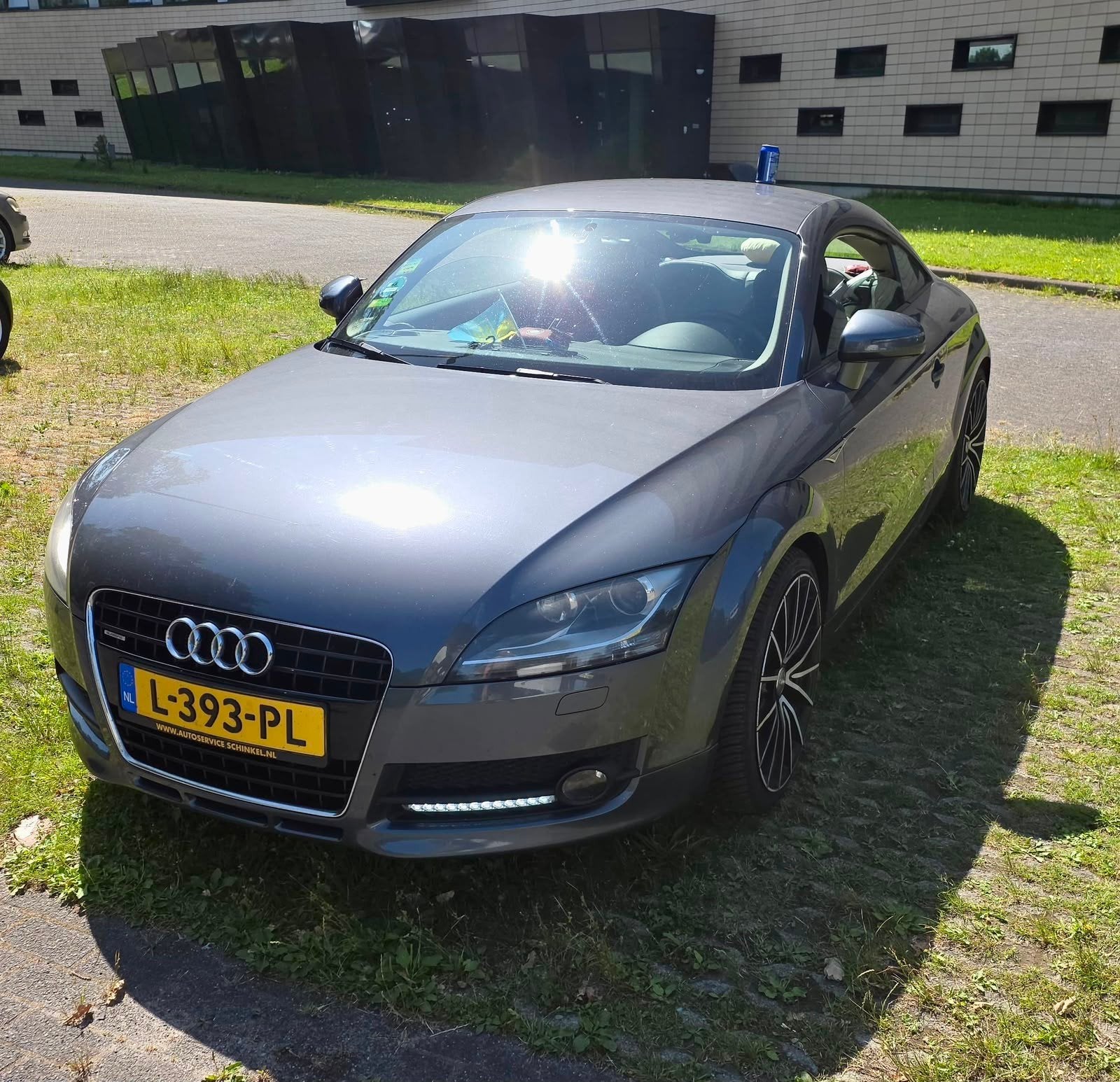 Audi TT 3.2 V6 Coupe Quattro 184KW AUT 2006 Grijs, Auto's, Automaat, TT, 3189 cc, 4 stoelen