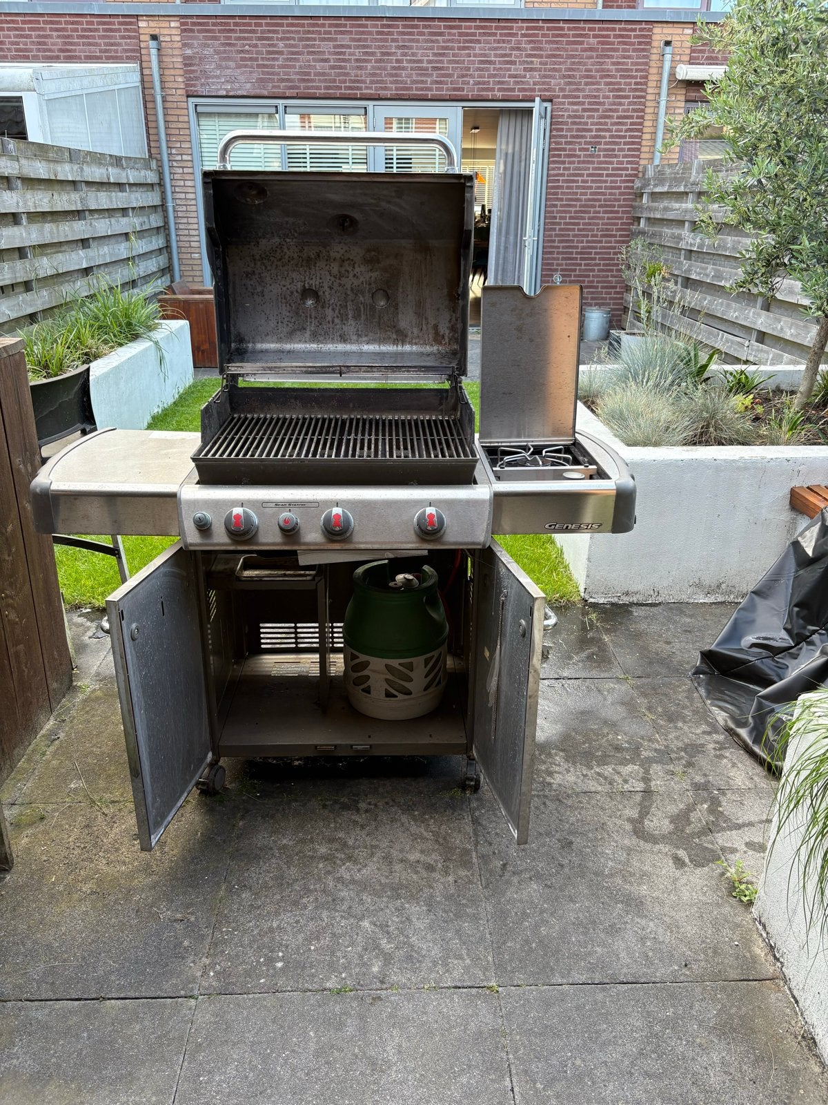 Weber Genesis gasbarbecue - opknapper, Tuin en Terras, Gasbarbecues, Ophalen, Gebruikt