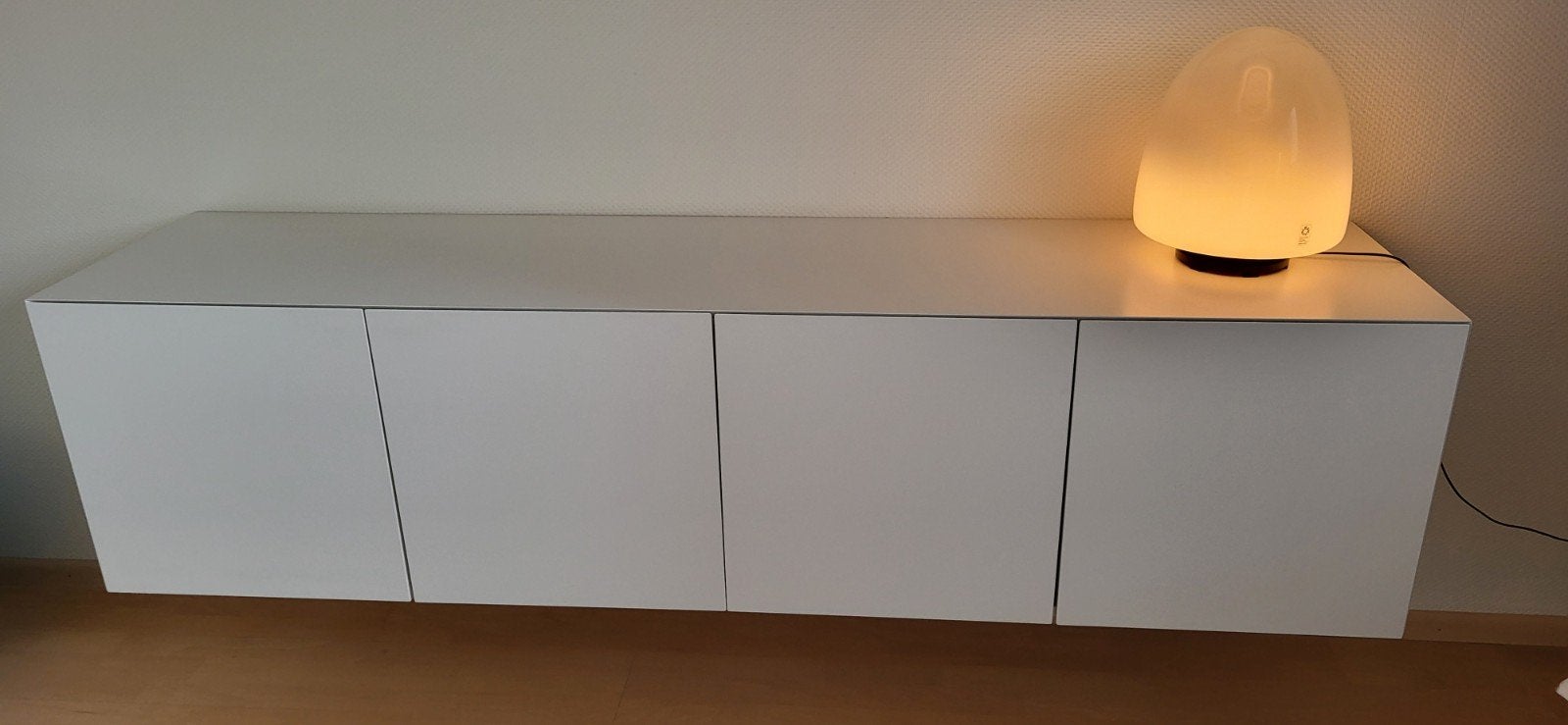 dressoir, 4 deurs zwevend, Huis en Inrichting, Ophalen, Met deur(en), 150 tot 200 cm, Design, tijdloos
