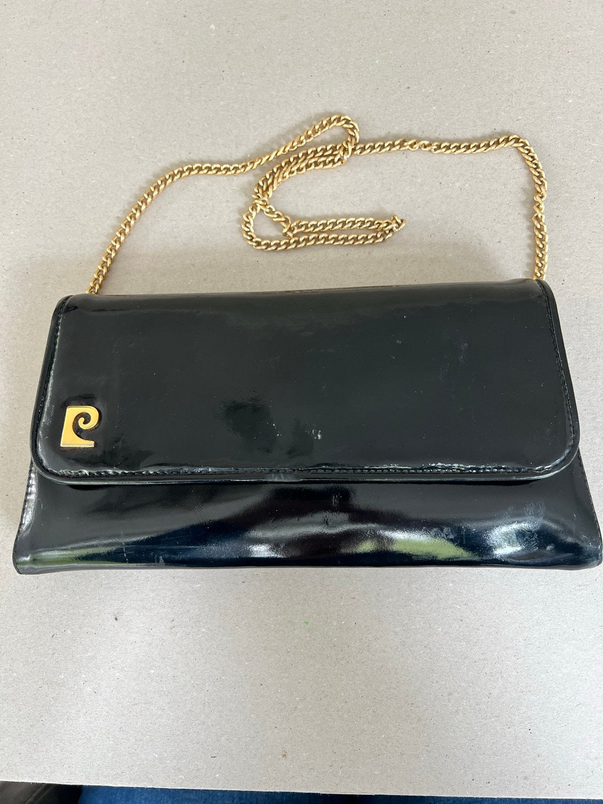Pierre Cardin lakleer clutch uit de jaren '80, Ophalen of Verzenden, Gebruikt, Zwart, Avondtasje