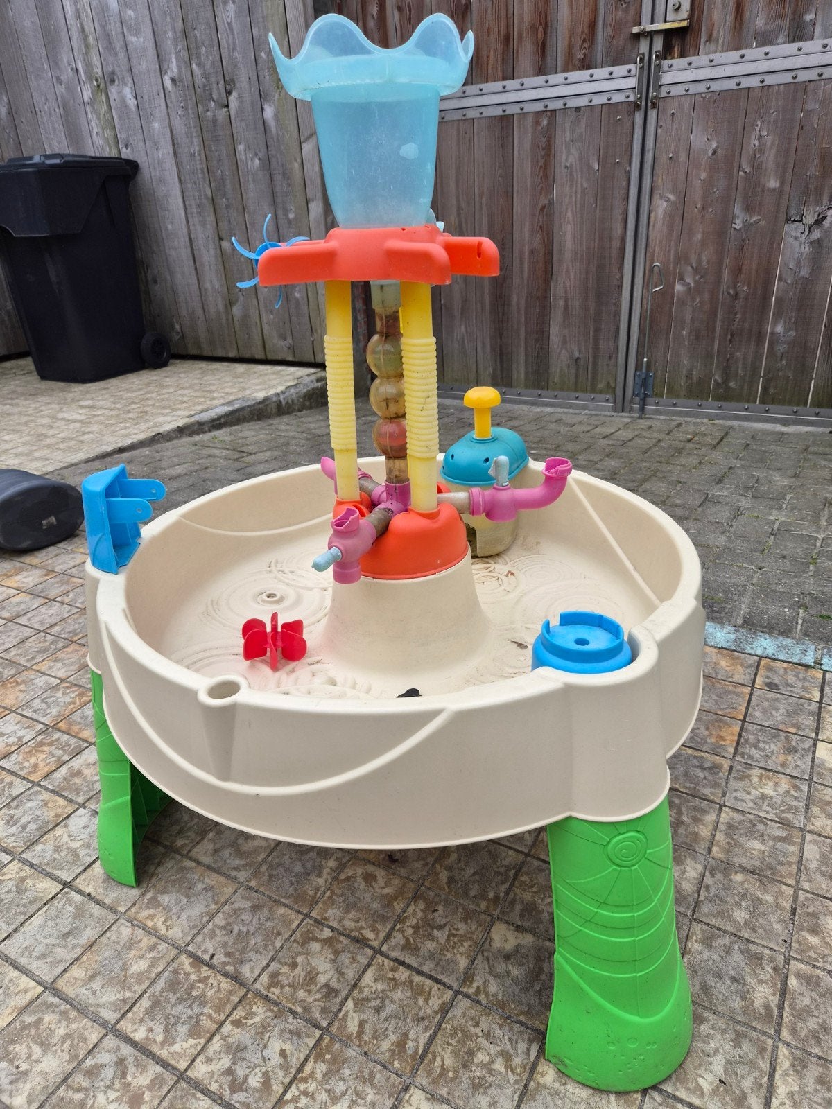 Little Tikes Fountain Factory Watertafel, Ophalen, Gebruikt