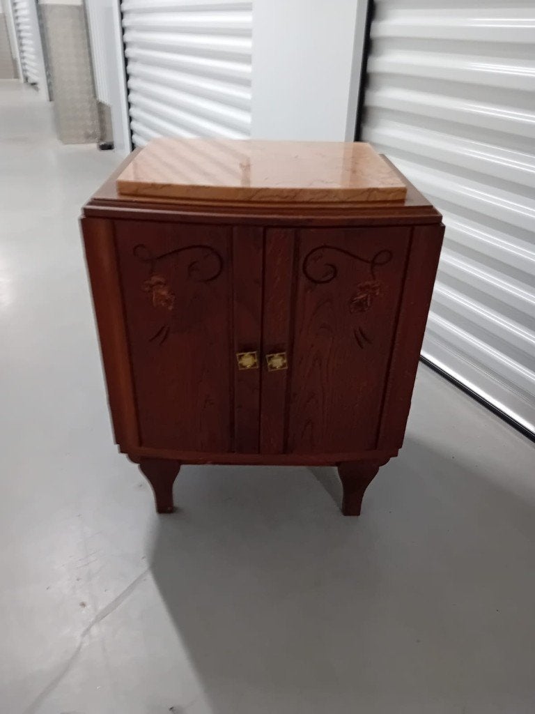 2 vintage houten kastjes met marmer bovenblad, Ophalen