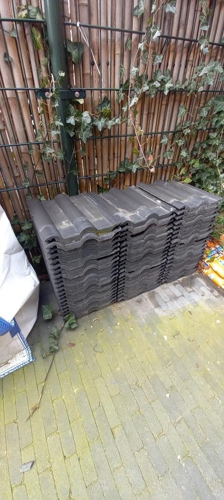 Dakpannen Nelskamp, Finkenberger 58 stuks, Doe-het-zelf en Verbouw, Dakpannen en Dakbedekking, Ophalen, Gebruikt, Steen of Klei