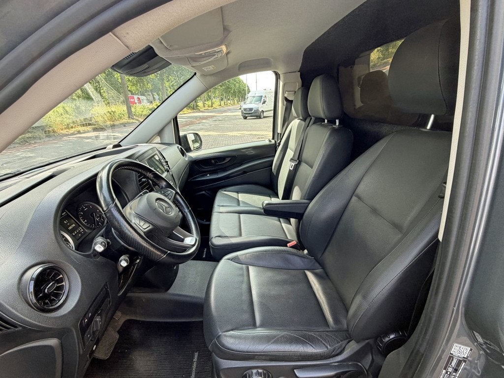 Mercedes-Benz Vito 119 CDI XL LED Koplampen Deuren Trekhaak, Achterwielaandrijving, Gebruikt, Met garantie (alle), 2500 kg