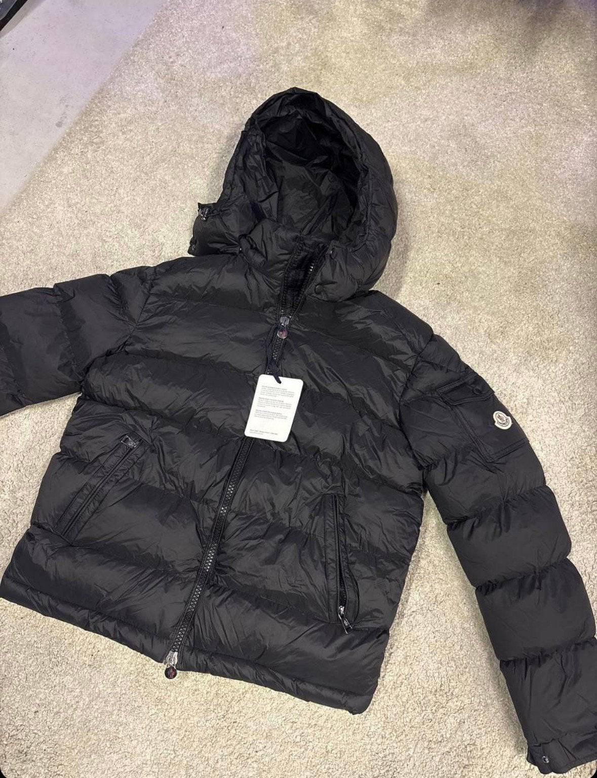 Moncler puffer, Ophalen of Verzenden, Zo goed als nieuw, Zwart