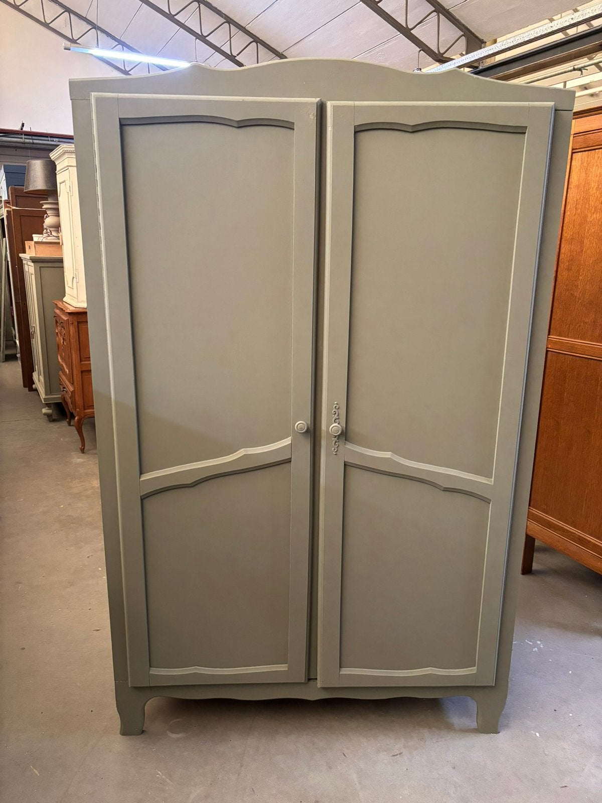 Brocante kledingkast, Ophalen, Studio Larilo, Kast, 50 tot 70 cm
