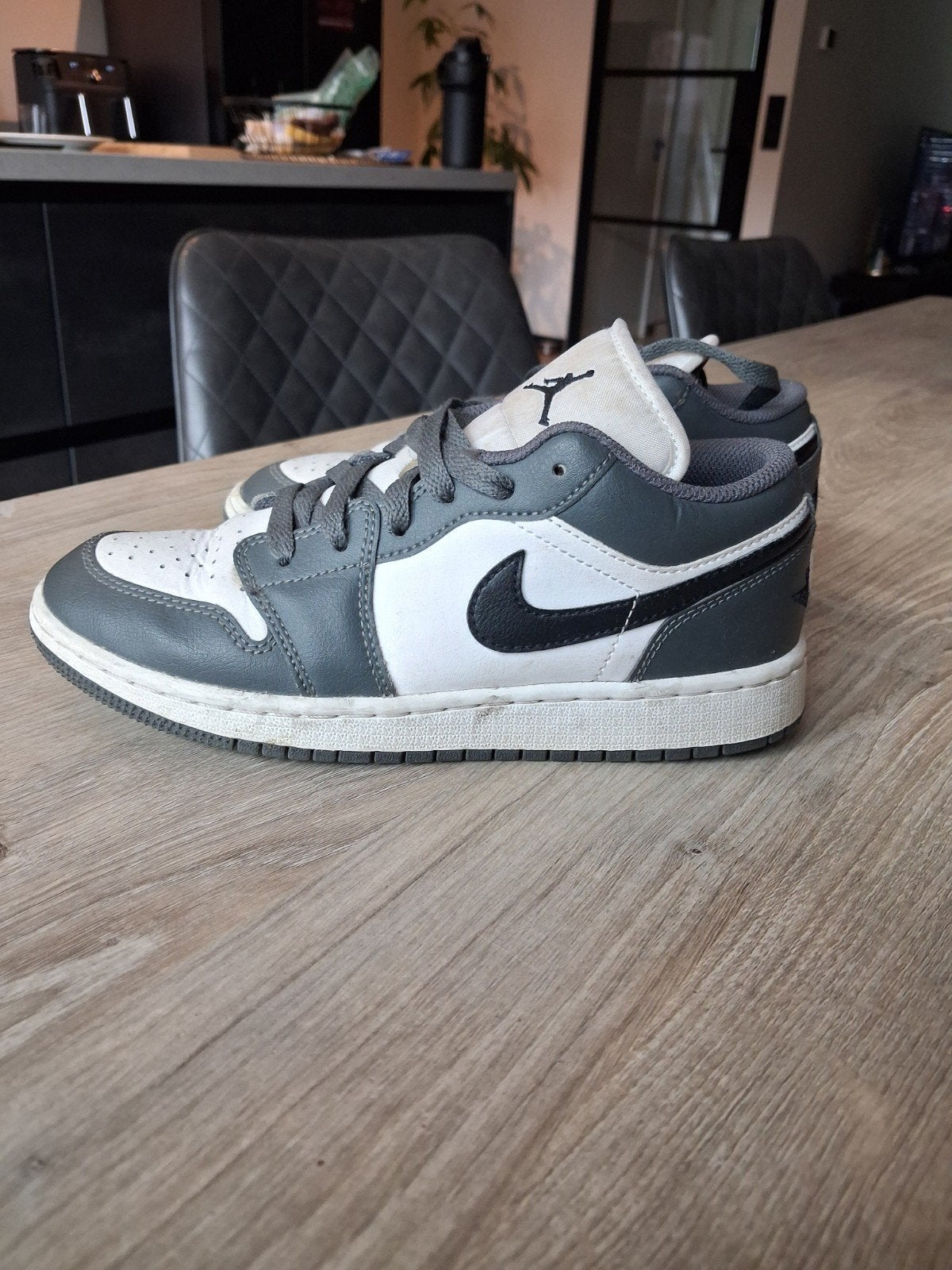 Air Jordan 1 Low, Kinderen en Baby's, Ophalen of Verzenden, Jongen of Meisje, Schoenen