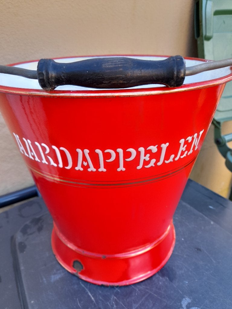 ROOD EMAILLE, Ophalen of Verzenden