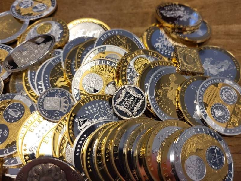 1 kilo puur zilveren penningen, Ophalen of Verzenden, Zilver