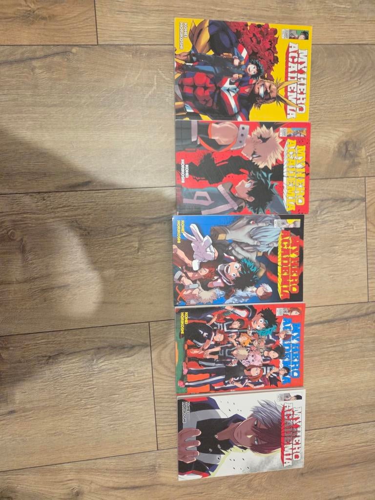 My Hero Academia manga volume 1-5 (Engels), Boeken, Meerdere comics, Ophalen of Verzenden, Gelezen, Japan (Manga)