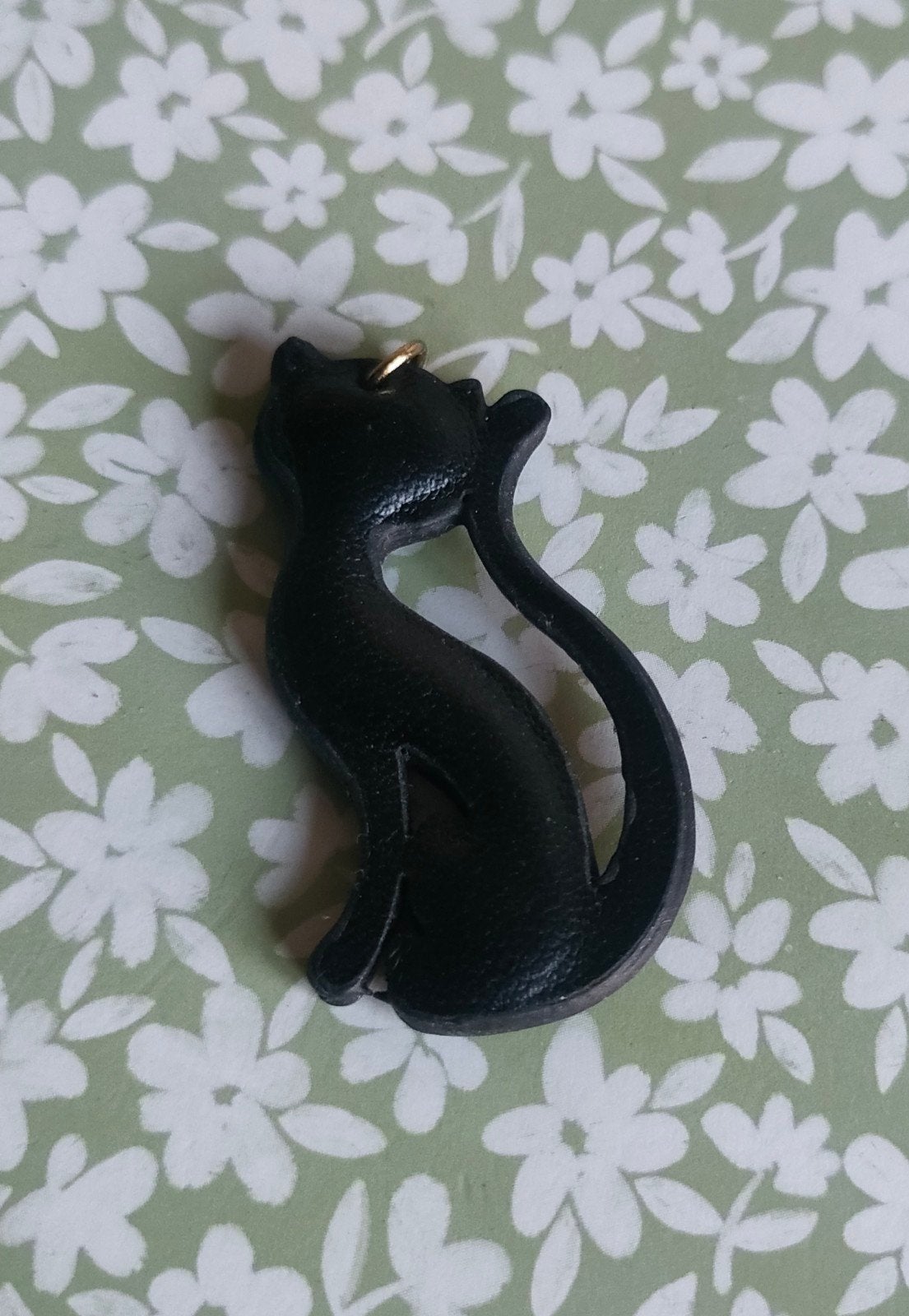Vintage jaren '70 zwarte leren kat hanger, Ophalen of Verzenden, Gebruikt, Zwart, Dier
