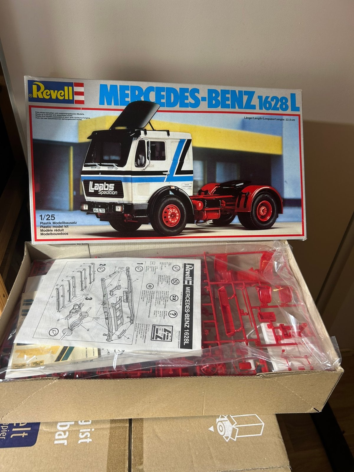 Revell 7428 Mercedes benz 1628 l, Auto, Revell, Groter dan 1:32, Ophalen of Verzenden