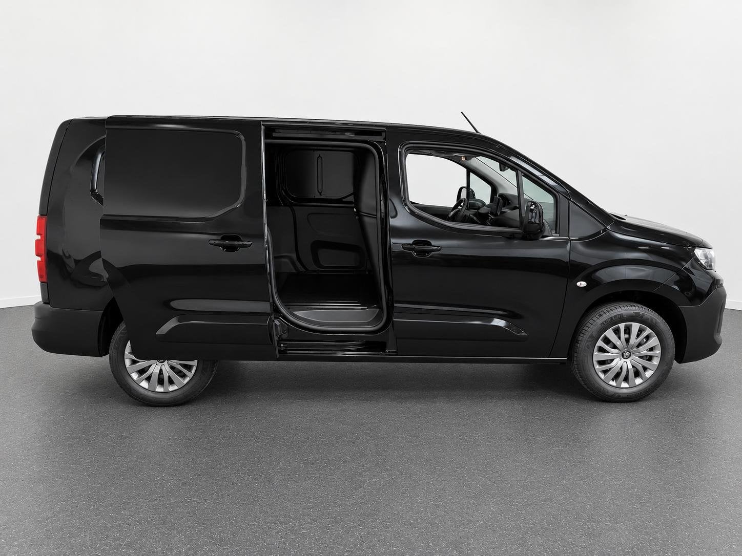 Peugeot Partner 1.5 BlueHDi 130PK Automaat L2 Navigatie Appl, Gebruikt, 4 cilinders, Leder en Stof, Zwart