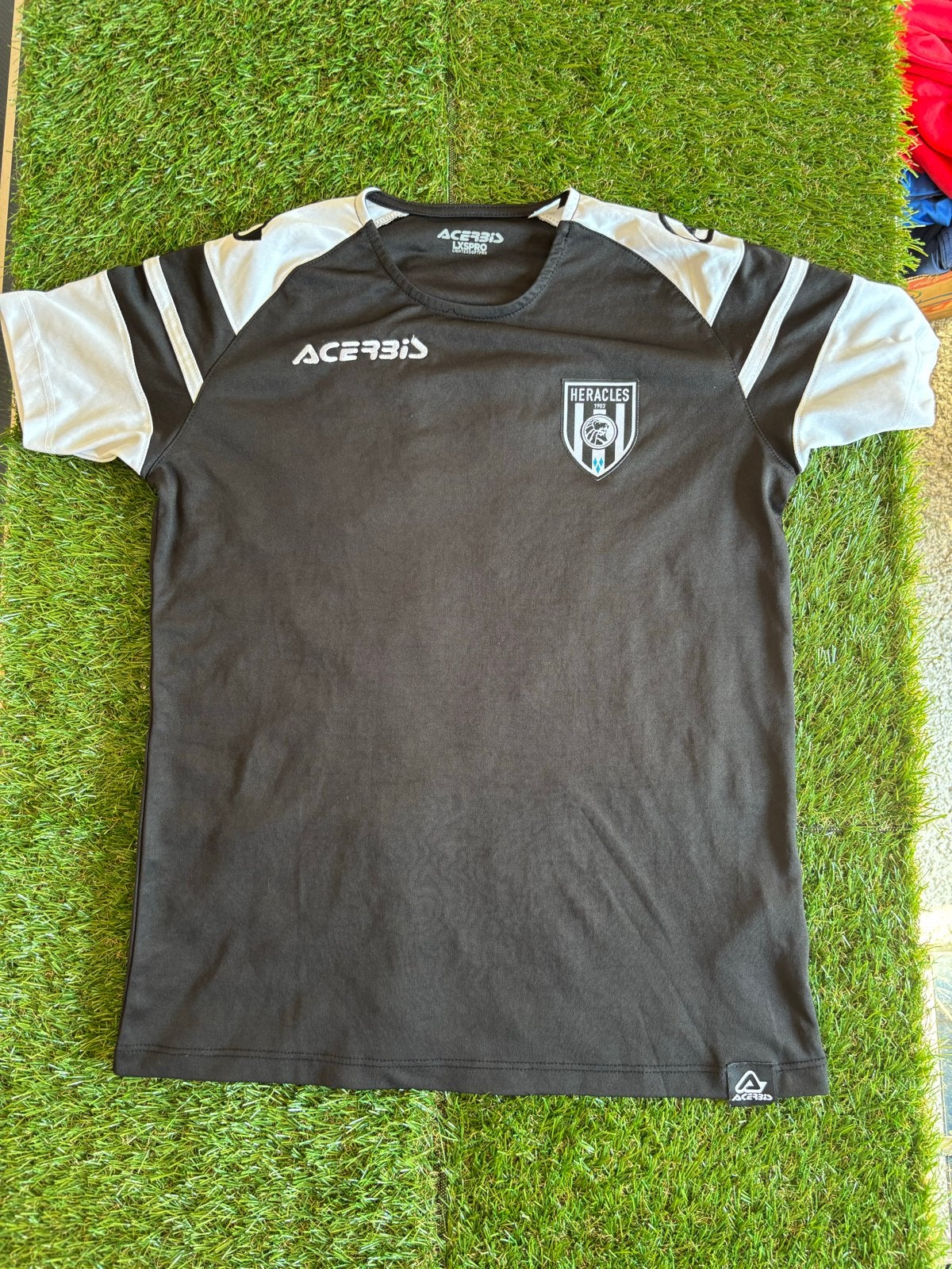Heracles Almelo Acerbis shirt, Zwart, Ophalen of Verzenden, Zo goed als nieuw, Voetbal