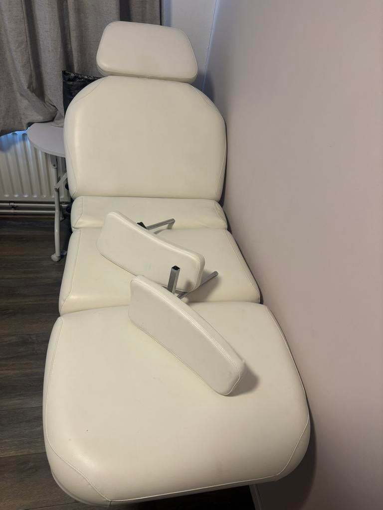 Professionele elektrischebehandelstoel Brusaferri Sosul 2000, Ophalen, Zo goed als nieuw, Massagetafel