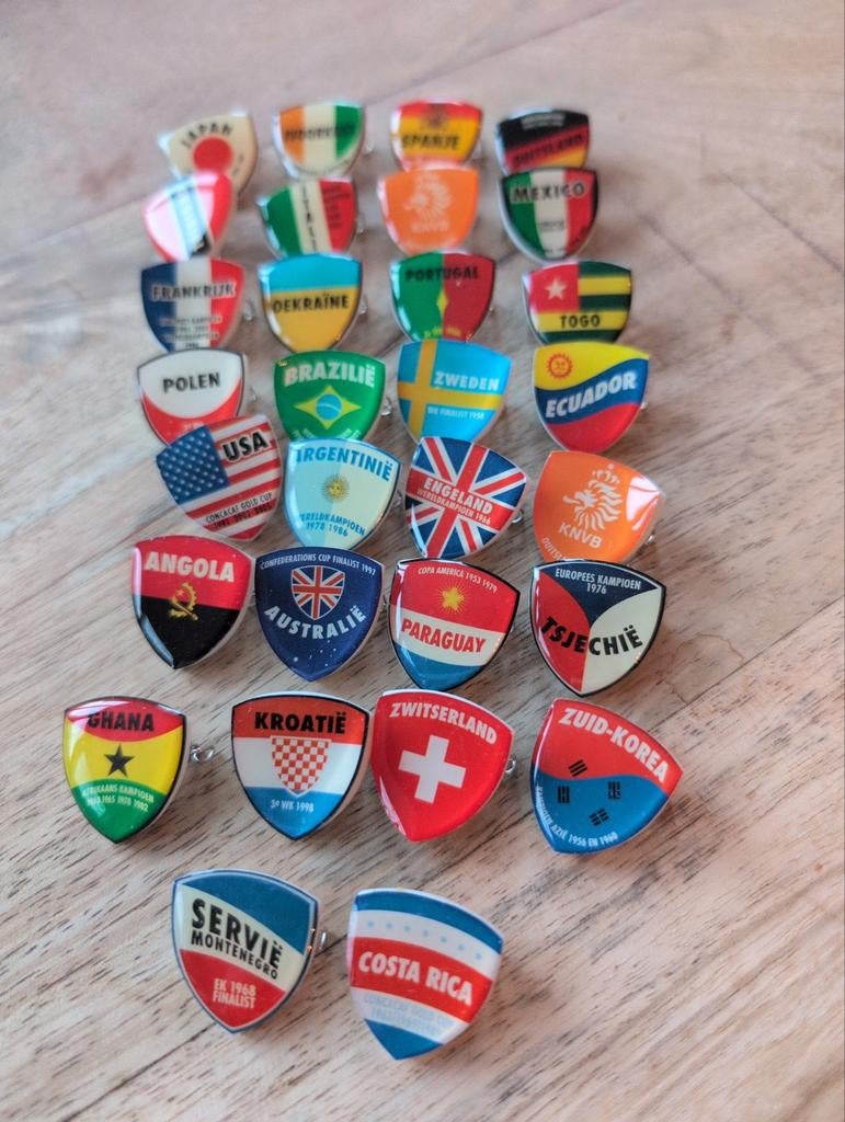 Verzameling Voetbal Speldjes - Internationale Teams, Ophalen of Verzenden, Gebruikt, Buitenlandse clubs, Vaantje of Sjaal