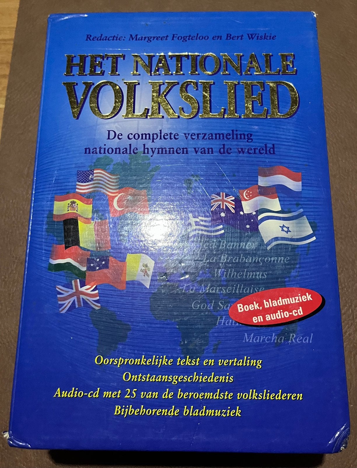 Boek + 2boekjes + CD - Het Nationale Volkslied - In Doos, Ophalen of Verzenden, Gelezen, Overige onderwerpen