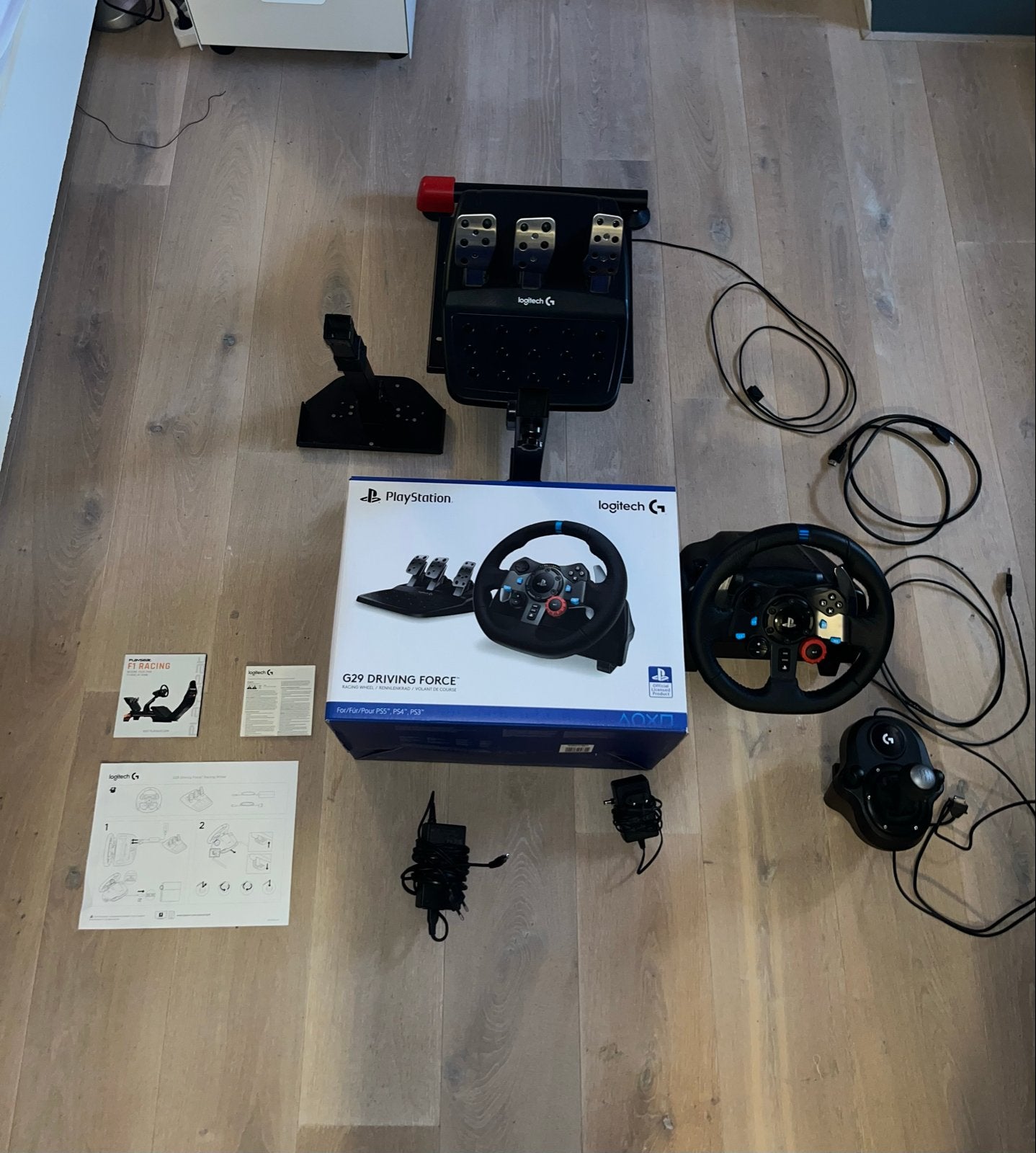 Logitech G29 Driving Force racestuur met pedalen en shifter, Spelcomputers en Games, Ophalen, Zo goed als nieuw, Stuur of Pedalen