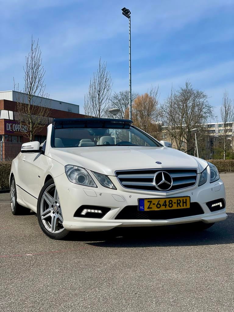 Mercedes-Benz E-Klasse 3.5 E350 CGI Cabriolet AUT 2010 Wit, Auto's, Automaat, Achterwielaandrijving, 1800 kg, Cabriolet