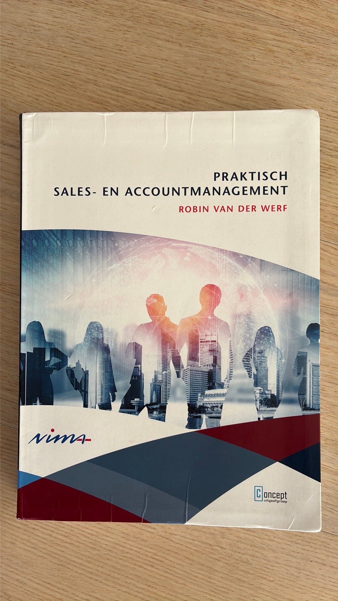 Praktisch Sales- en Accountmanagement - Robin van der Werf, Ophalen of Verzenden, Zo goed als nieuw, Economie en Marketing