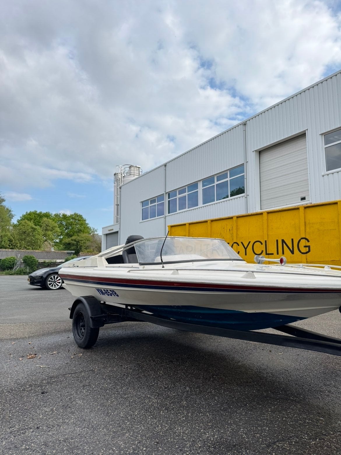 Broom Speedboot met Volvo Penta motor en trailer, Watersport en Boten, Ophalen of Verzenden, Gebruikt, Motor en Techniek