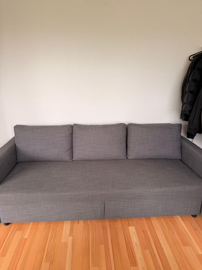 Sofa Bed Couch 3 seats, Huis en Inrichting, Banken | Sofa's en Chaises Longues, Ophalen, Zo goed als nieuw, Driepersoons
