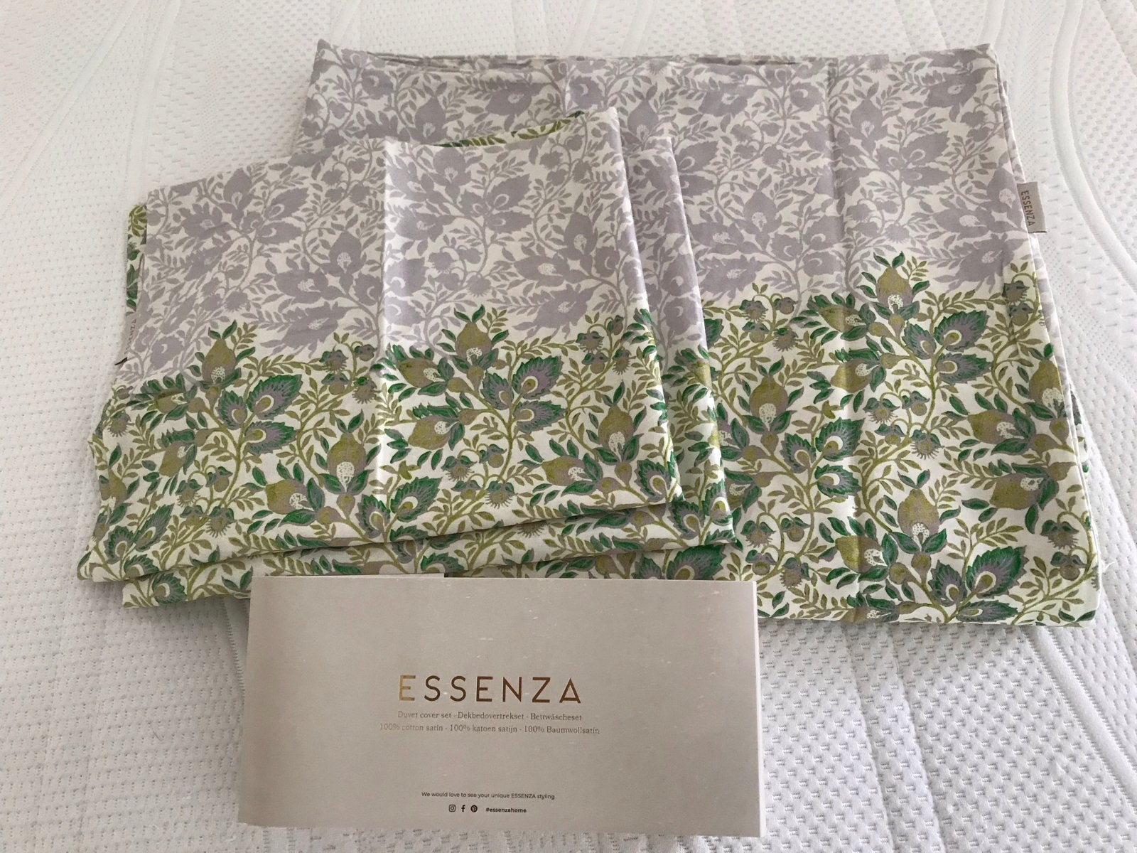 Essenza Dekbedovertrek Groen/Lila  Bloemprint Katoen Satijn, Instopstrook, Dekbedovertrek, Katoen, Ophalen of Verzenden